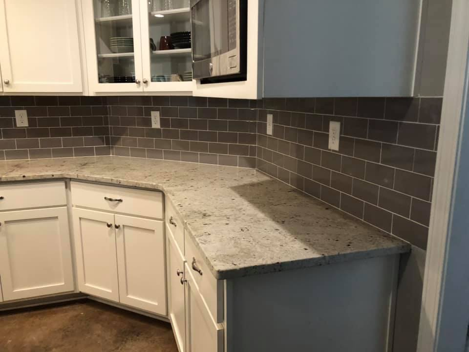 Kitchen Backsplash after